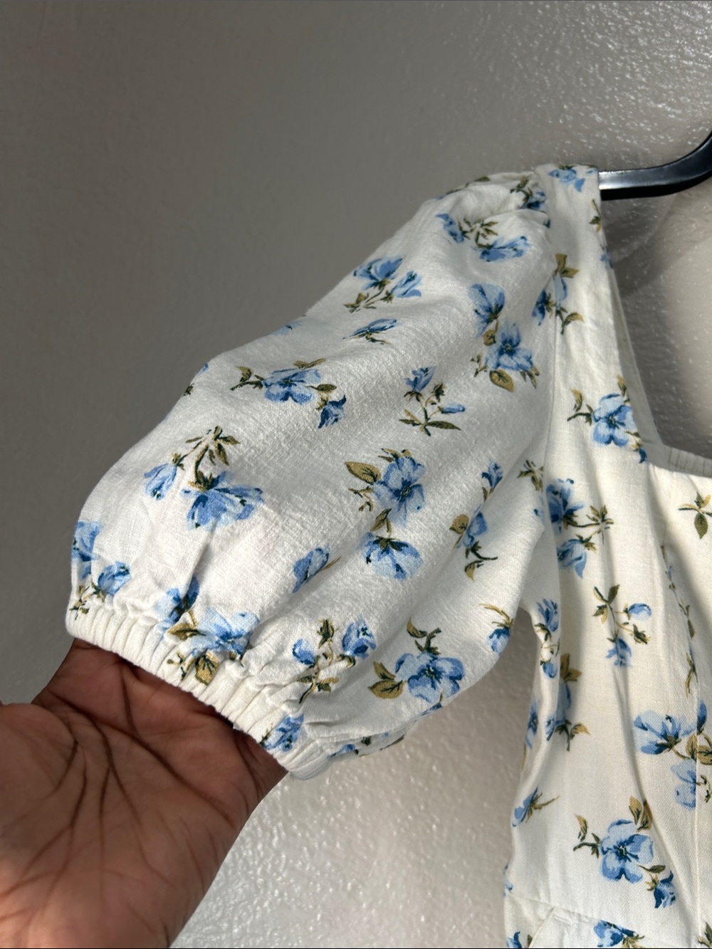 Old Navy White Mini Dress with Blue Floral Print Button Down Sz XS Summer Casual - Picture 5 of 9